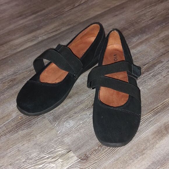 Vionic Women's Shelby - Mary Jane Flats Sz 8 NWOT - Picture 1 of 8